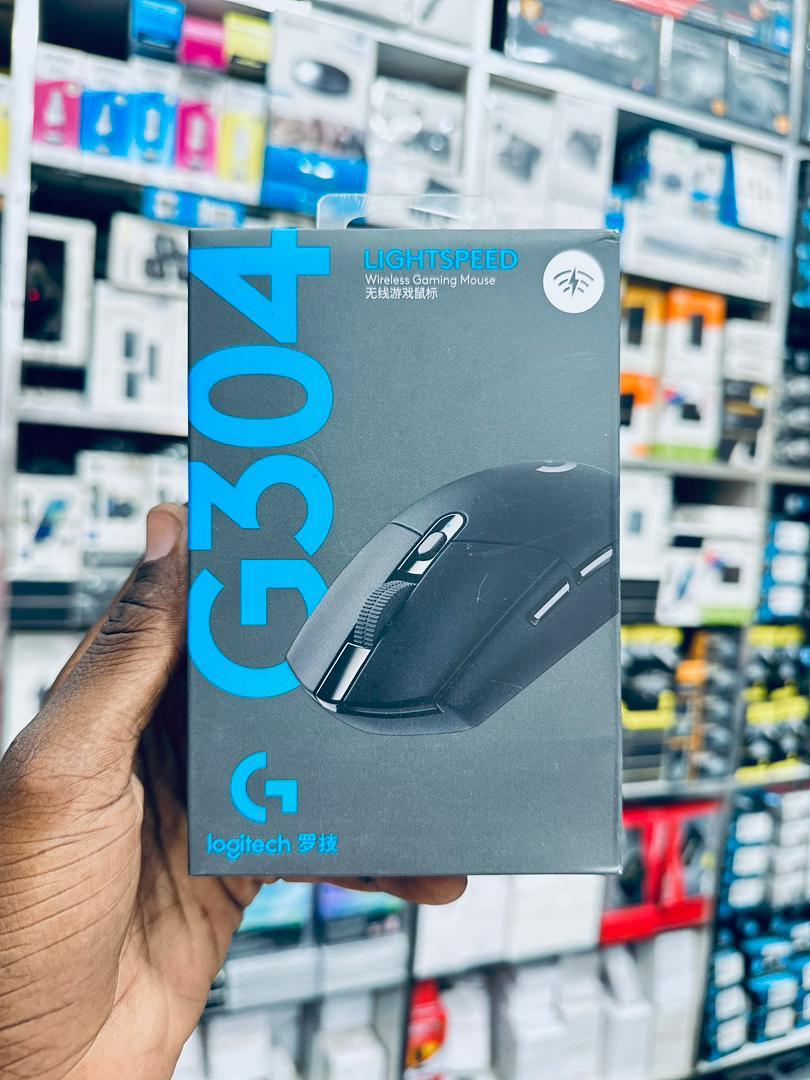 Souris Gaming Sans Fil Logitech G304 Lightspeed - Wireless Gaming Mouse