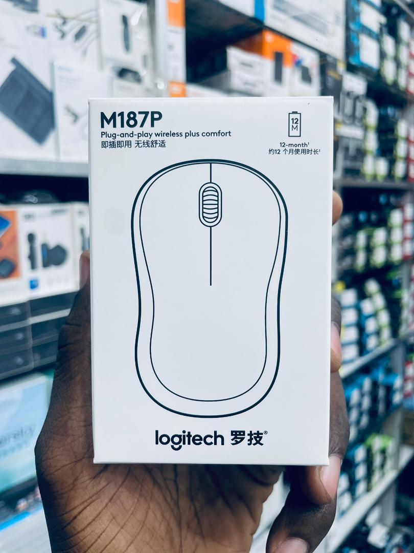 Souris Sans Fil Logitech M187P - Plug-and-Play 12 Mois Autonomie