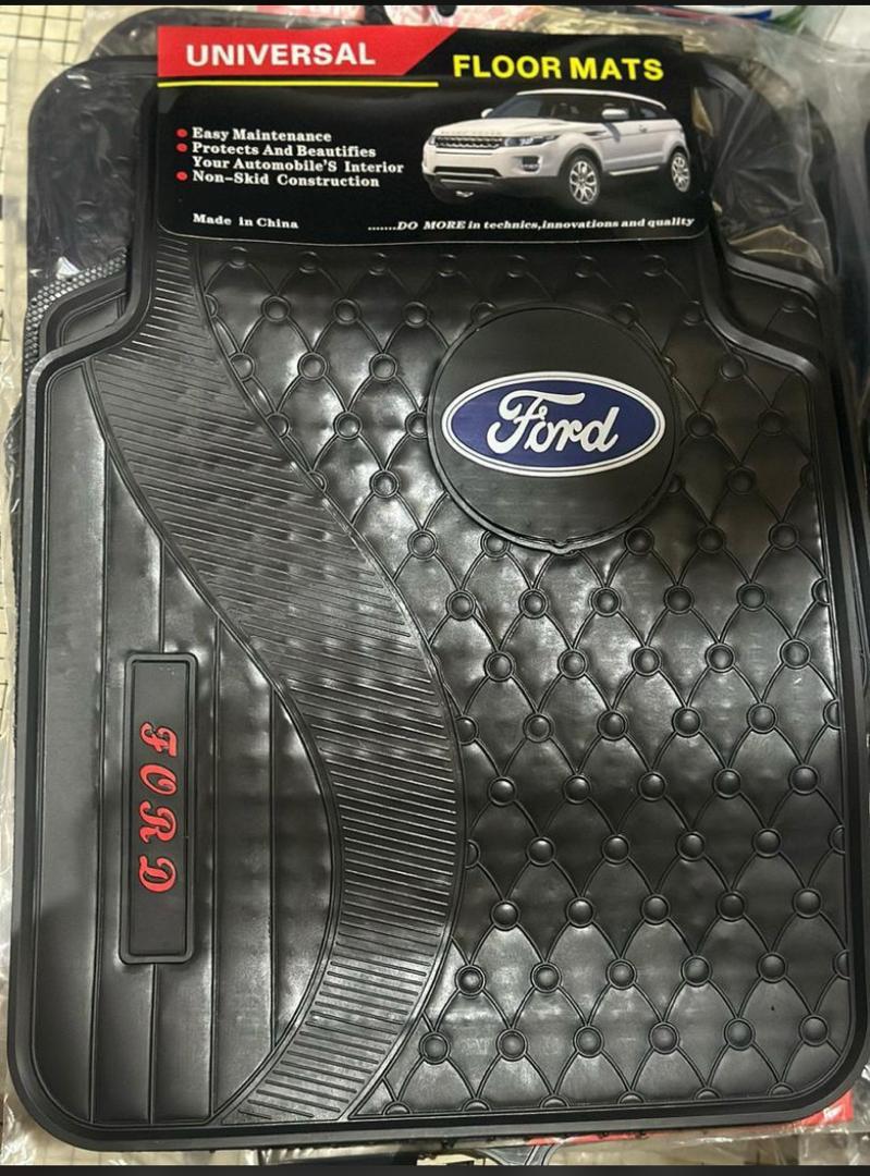 Tapis de Sol Universel Ford - Logo Premium Motif Matelassé