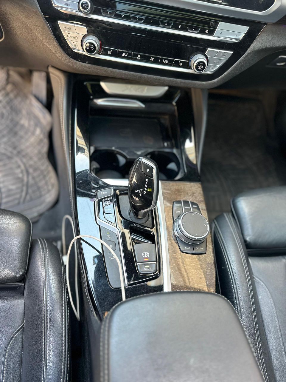 BMW X4 2021 – Essence Automatique, Intérieur Cuir, Toit Ouvrant, Full Options, Dédouanné