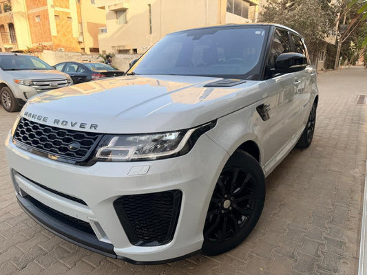 Range Rover Sport 2017 Body Kit 2023 – Diesel Automatique 6 Cylindres, Full Options, Mutation Récente