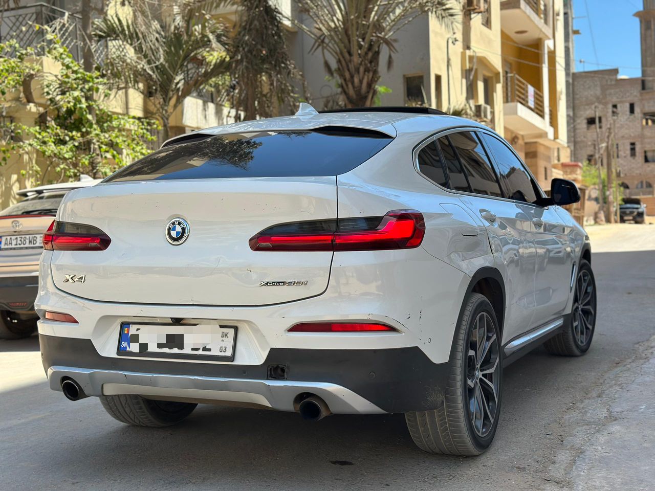 BMW X4 2021 – Essence Automatique, Intérieur Cuir, Toit Ouvrant, Full Options, Dédouanné