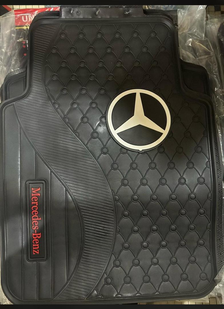 Tapis de sol Mercedes-Benz "Premium" – Motif matelassé noir