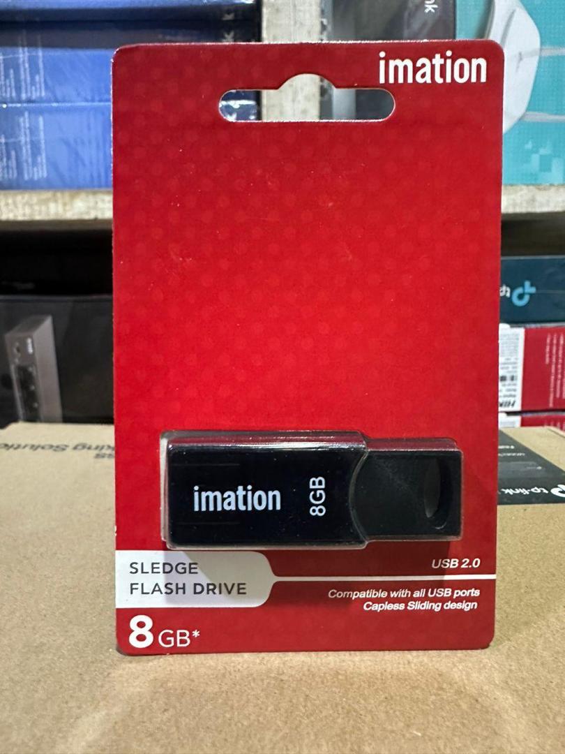 Clé USB Imation SLEDGE 8GB USB 2.0 - Capless Sliding Design