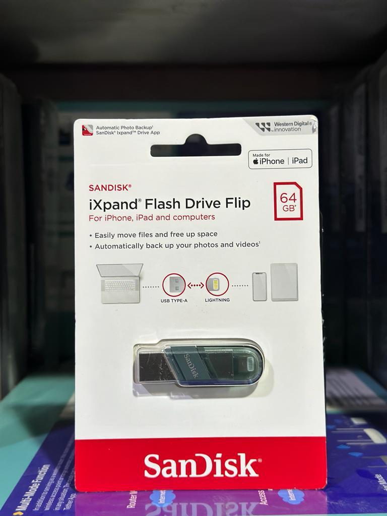 Clé USB SanDisk iXpand Flash Drive Flip 64GB - iPhone iPad Lightning USB Type-A
