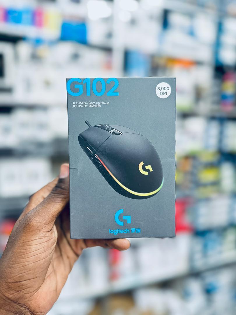 Souris Gaming Logitech G102 Lightsync - 8000 DPI RGB Gaming Mouse