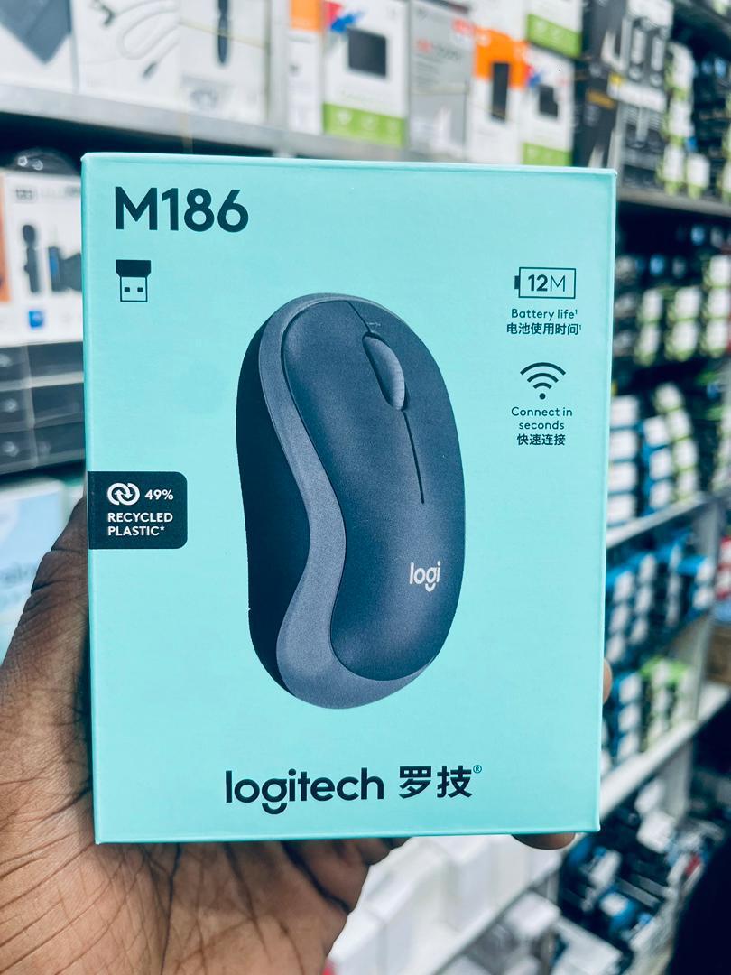 Souris Sans Fil Logitech M186 - Wireless Mouse 12 Mois Autonomie Connect in Seconds 49% Recycled Plastic