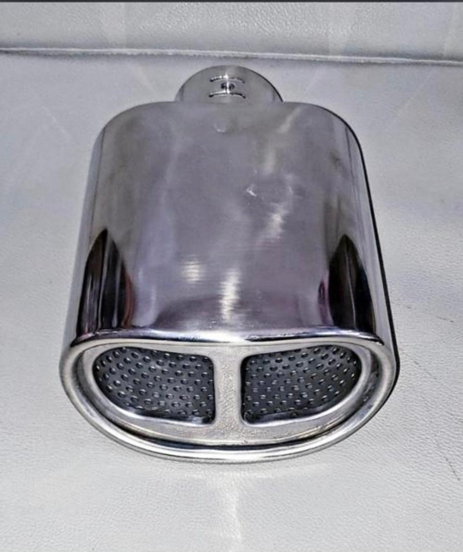 Embout Pot d’Échappement Universel – Inox Chrome, Double Grille Ovale Sport