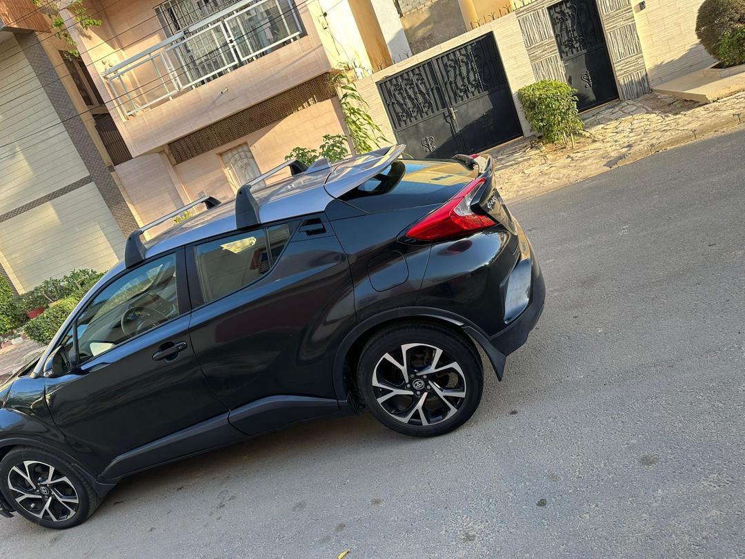 Toyota C-HR 2019 – Essence Hybride Automatique, Version Europe, 60 000 km, Déjà Immatriculé
