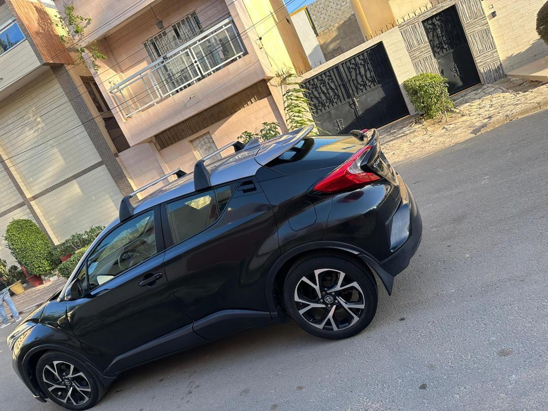 Toyota C-HR 2019 – Essence Hybride Automatique, Version Europe, 60 000 km, Déjà Immatriculé