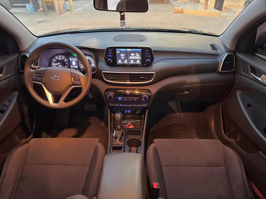 Hyundai Tucson 2019 – Essence Automatique, Intérieur Tissu, Caméra Recul, Rétroviseurs Électriques, Dédouanné