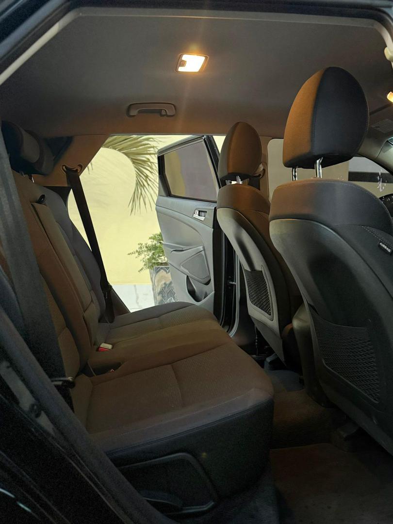 Hyundai Tucson 2019 – Essence Automatique, Intérieur Tissu, Caméra Recul, Rétroviseurs Électriques, Dédouanné