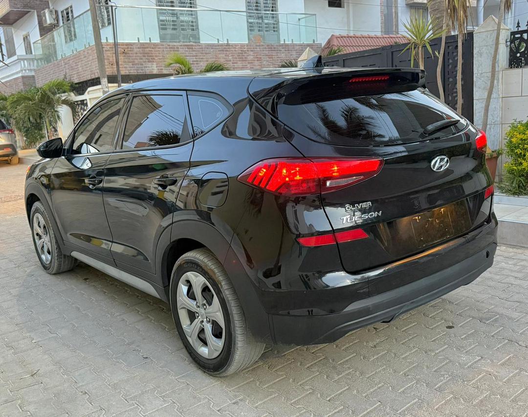 Hyundai Tucson 2019 – Essence Automatique, Intérieur Tissu, Caméra Recul, Rétroviseurs Électriques, Dédouanné