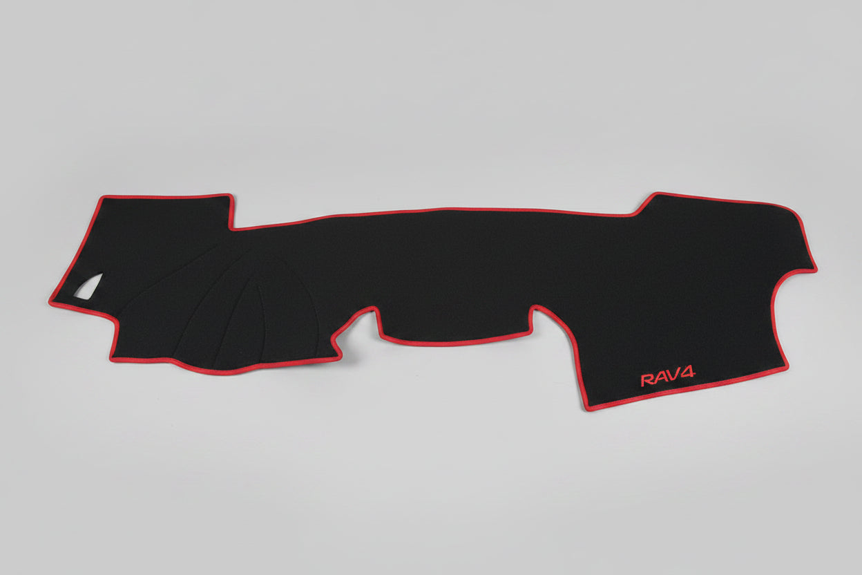 Tapis de Tableau de Bord Toyota RAV4 – 2006 à 2012, Velours Noir, Liseré Rouge, Sur-Mesure, Anti-UV