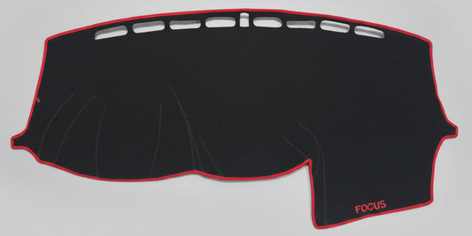 Tapis de Tableau de Bord Ford Focus 2013 – Velours Noir, Liseré Rouge, Sur-Mesure, Anti-UV